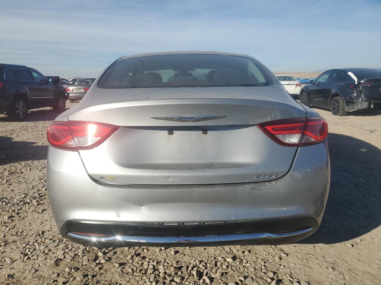 2015 CHRYSLER 200