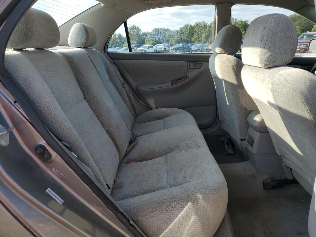 2004 TOYOTA COROLLA
