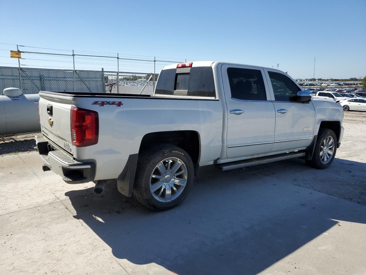 2017 CHEVROLET Silverado