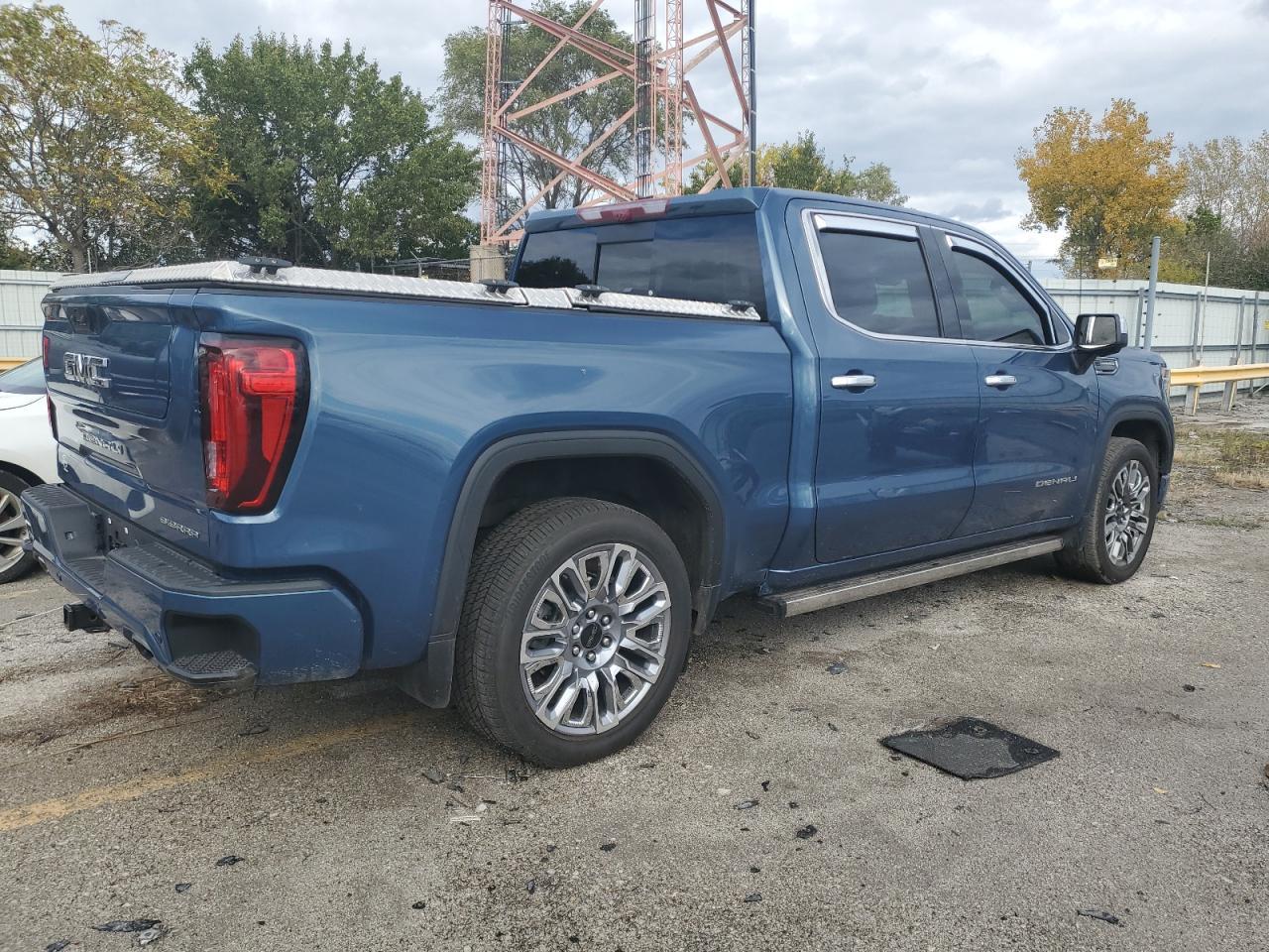 2024 GMC Sierra
