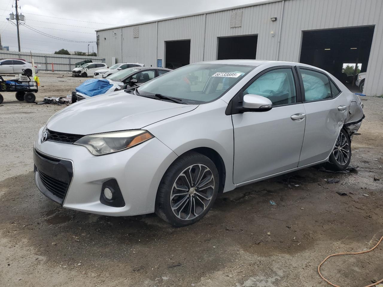 2015 TOYOTA COROLLA