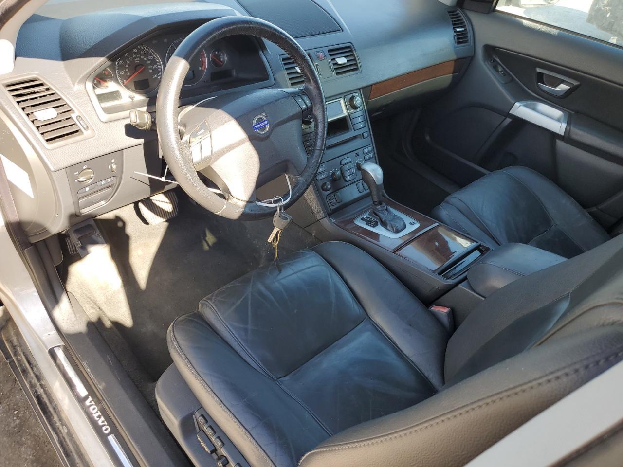 2004 VOLVO XC90