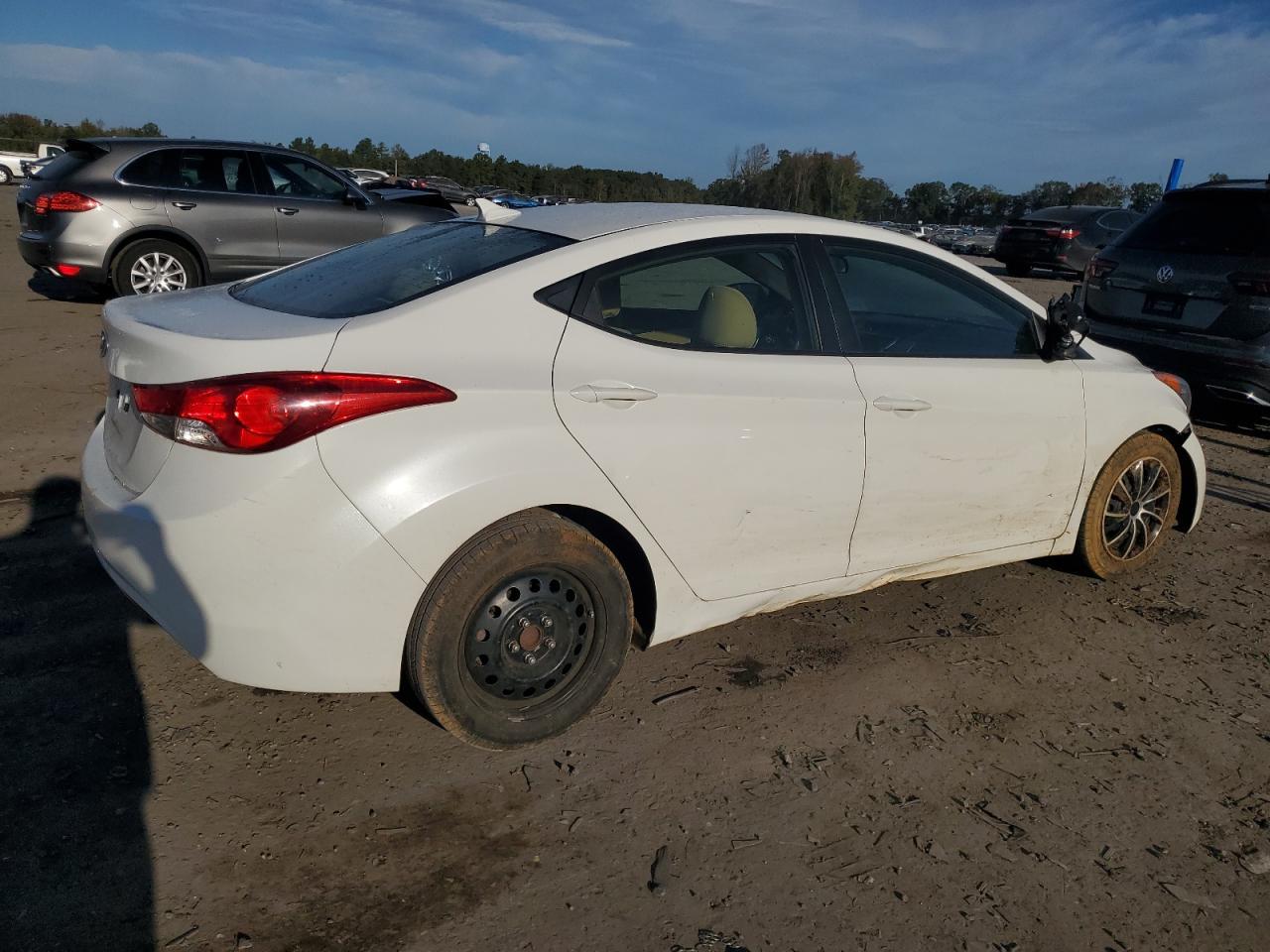 2012 HYUNDAI ELANTRA