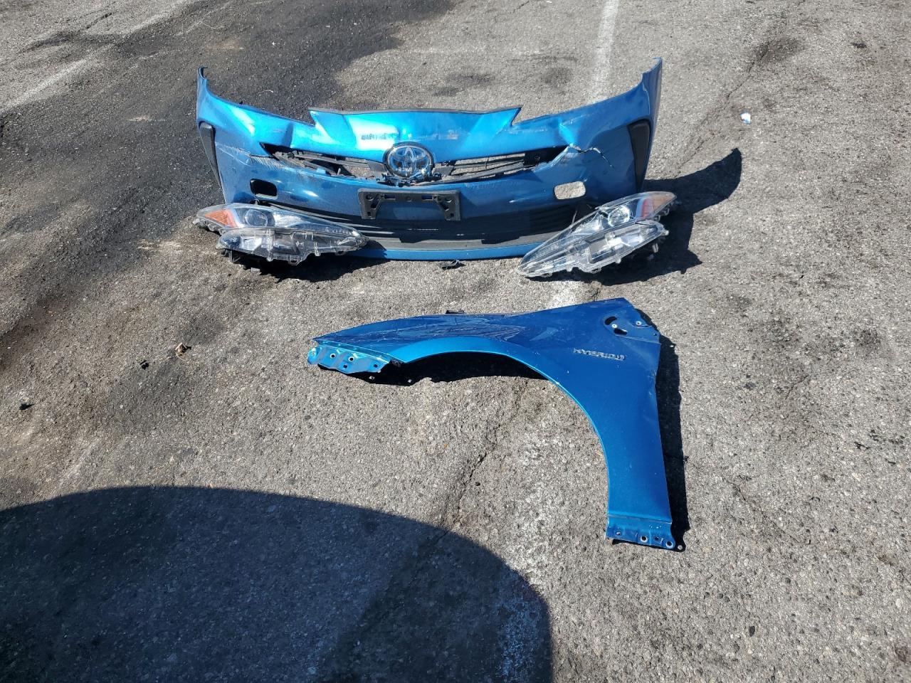 2019 TOYOTA PRIUS