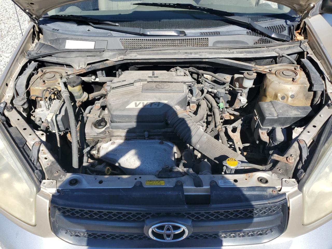 2004 TOYOTA RAV4