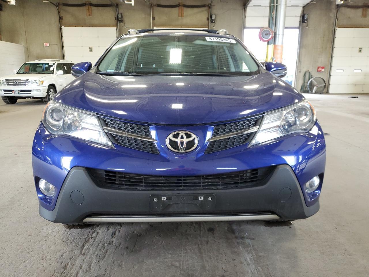 2015 TOYOTA RAV4