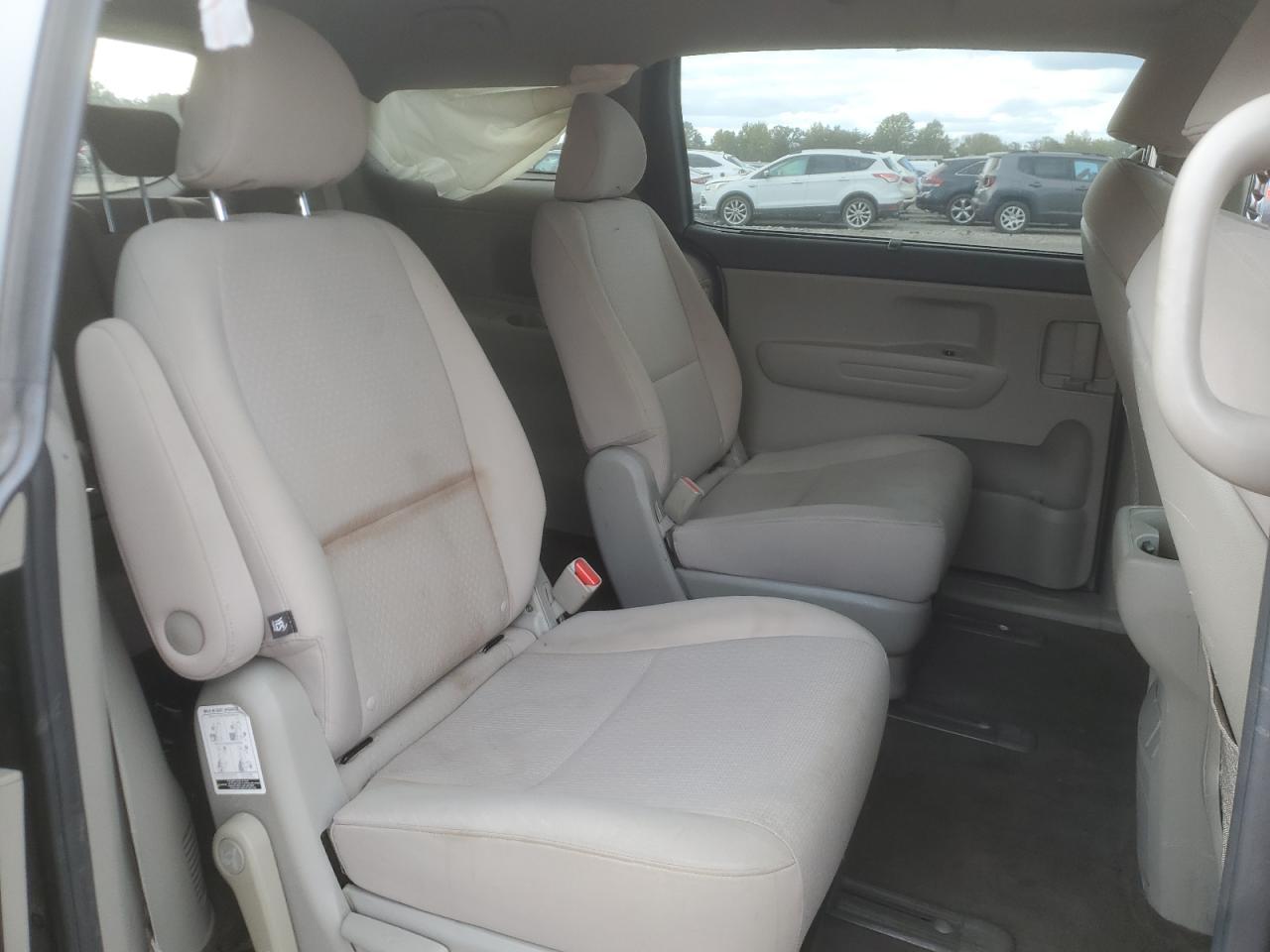 2016 KIA SEDONA