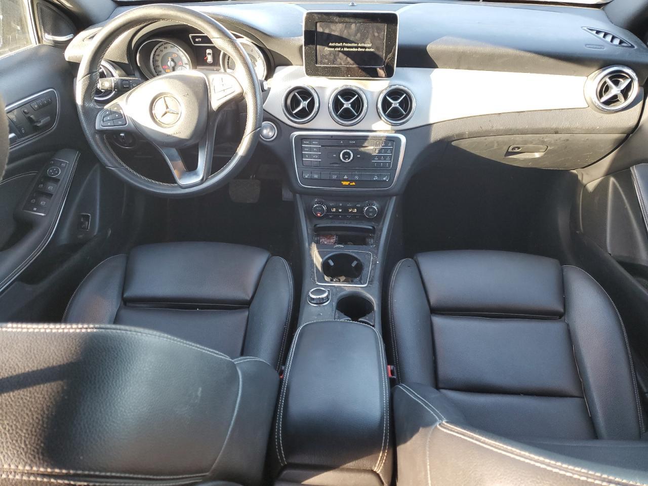 2017 MERCEDES-BENZ GLA-Class