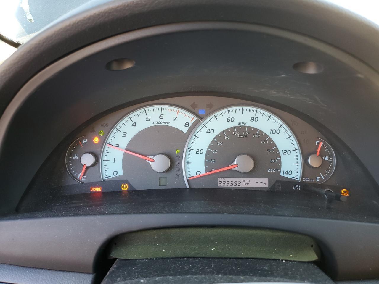2011 TOYOTA CAMRY