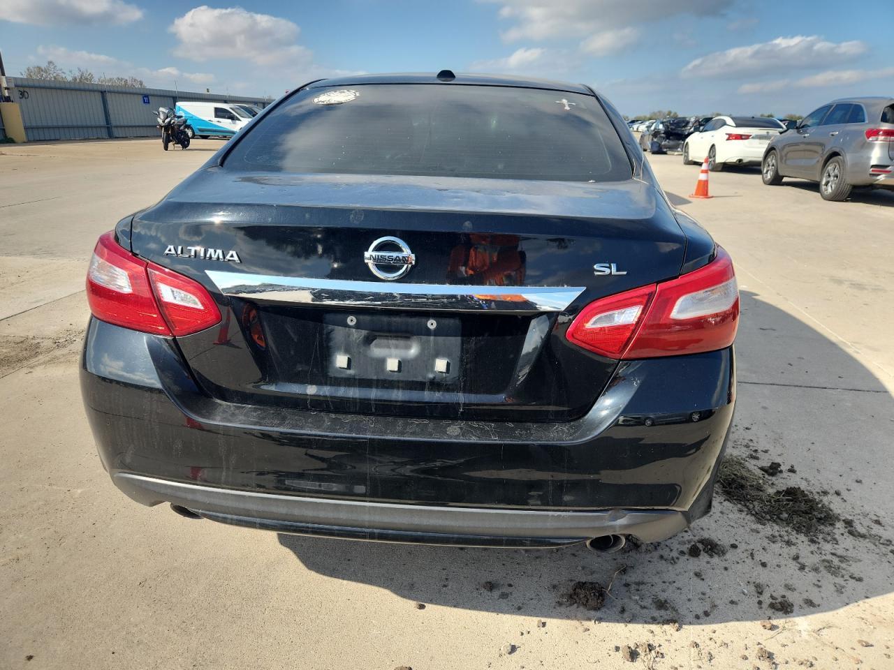 2017 NISSAN ALTIMA
