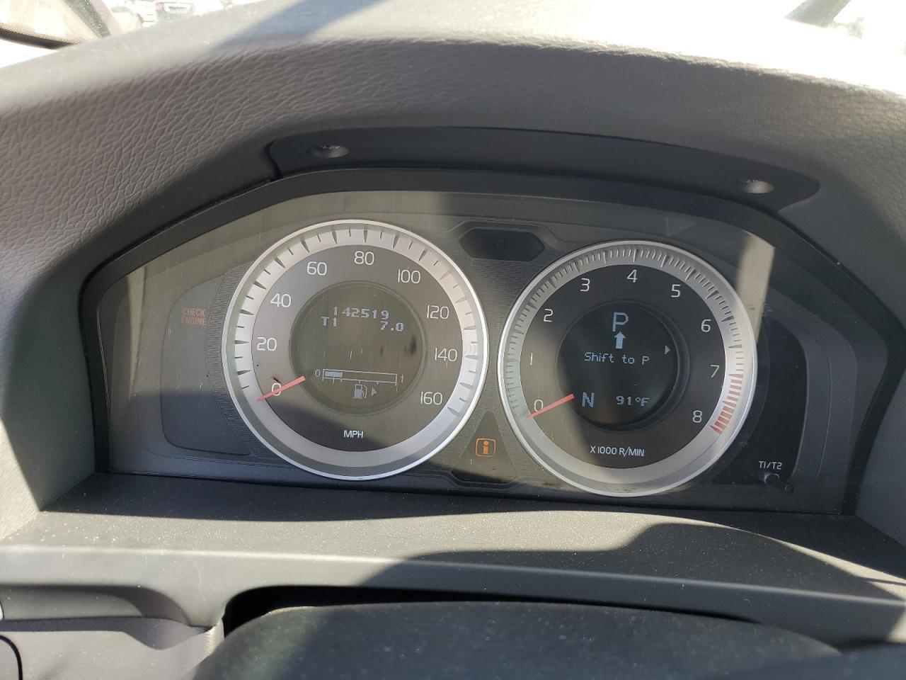 2013 VOLVO S60