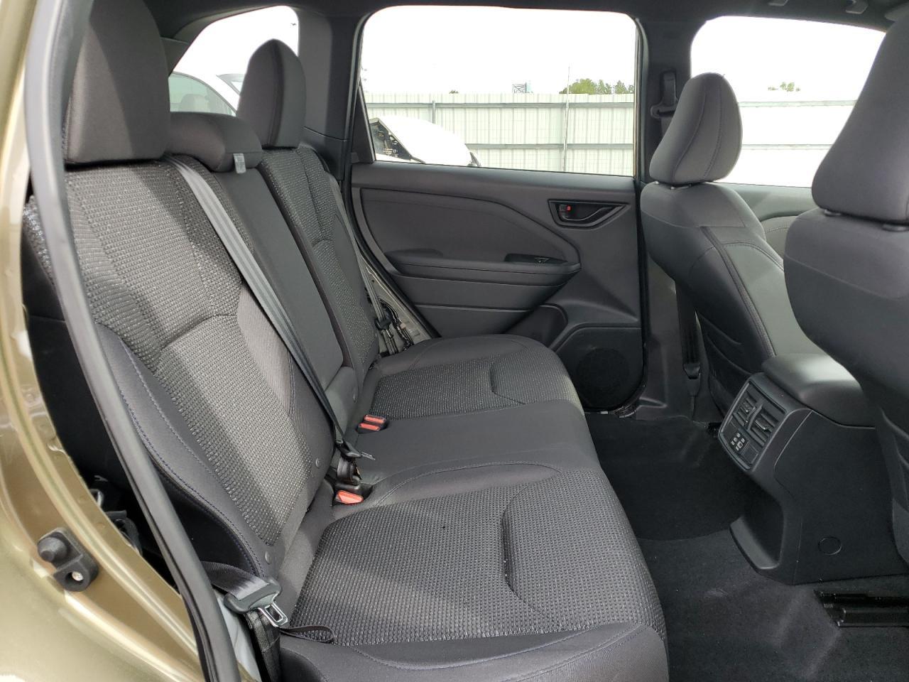 2025 SUBARU FORESTER