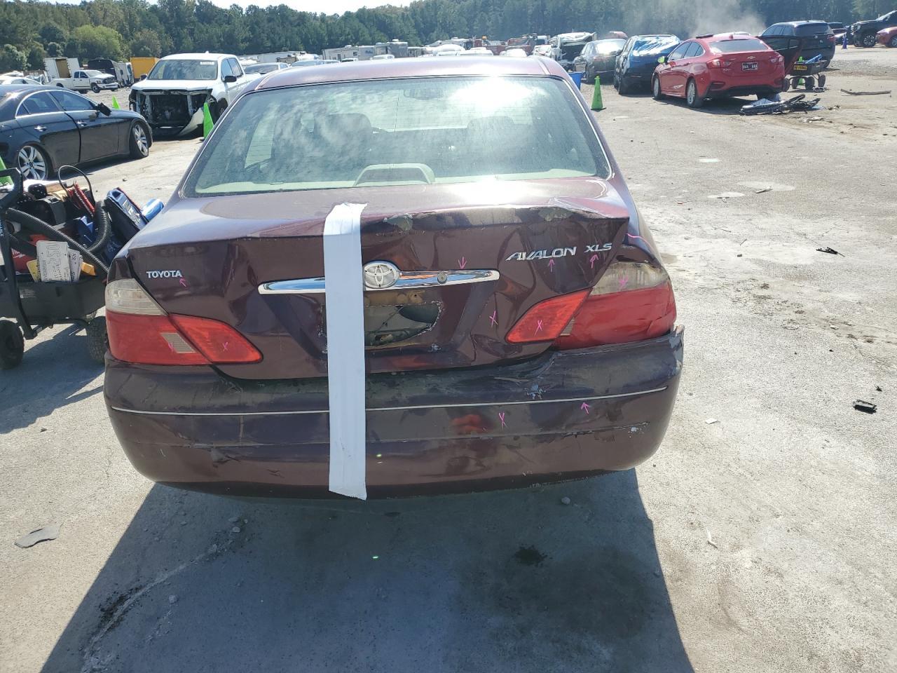 2003 TOYOTA Avalon