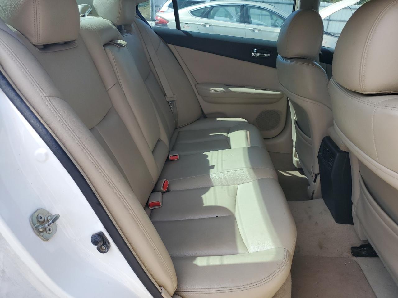 2013 NISSAN Maxima