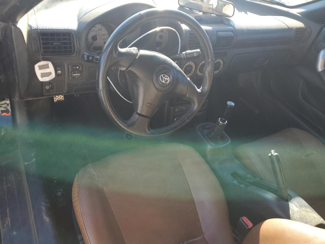 2001 TOYOTA Mr2