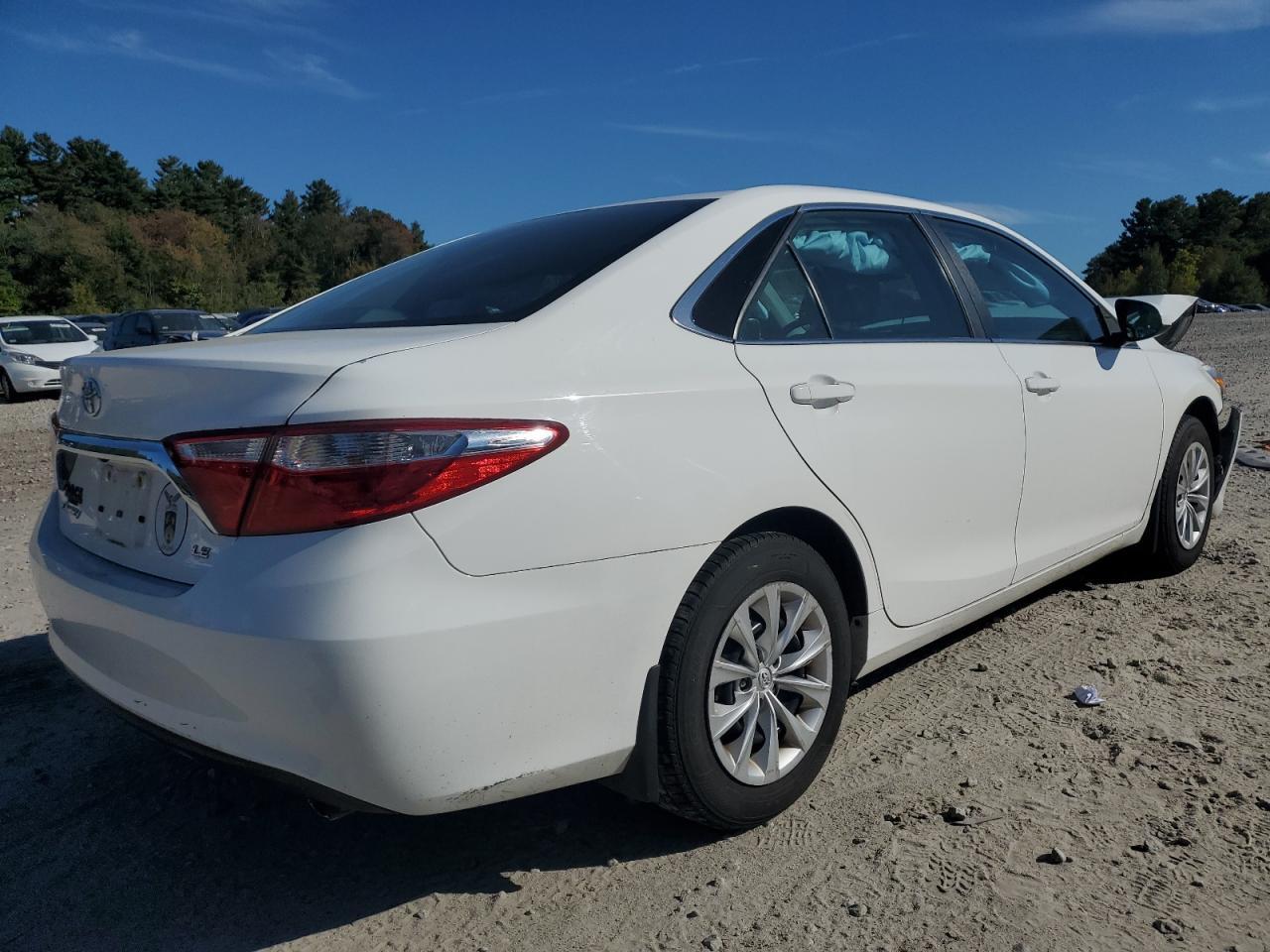 2016 TOYOTA CAMRY