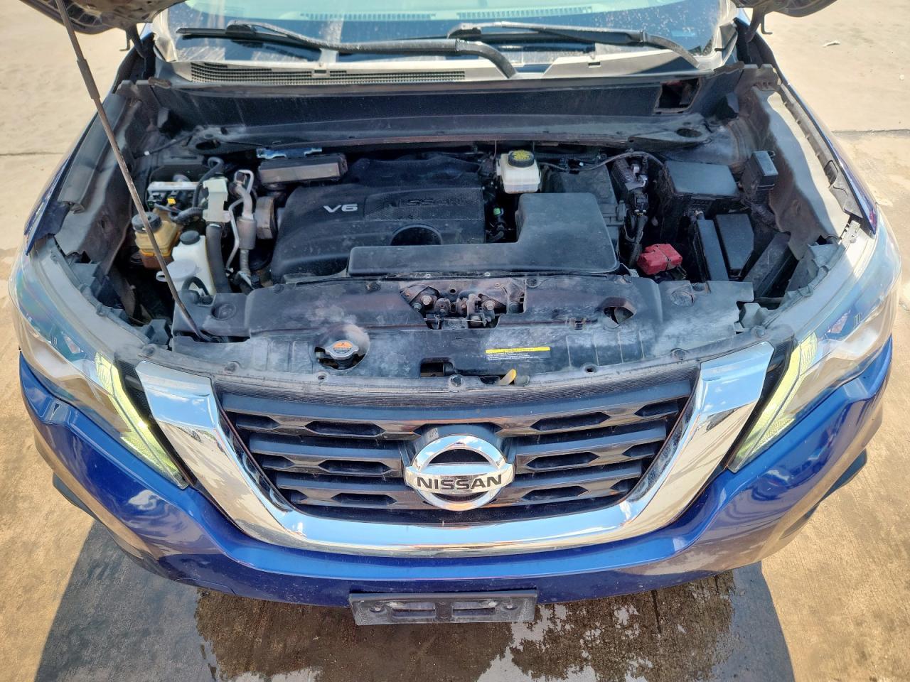 2017 NISSAN PATHFINDER