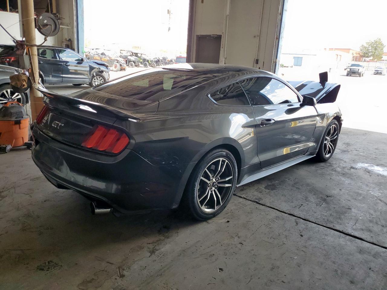 2017 FORD MUSTANG