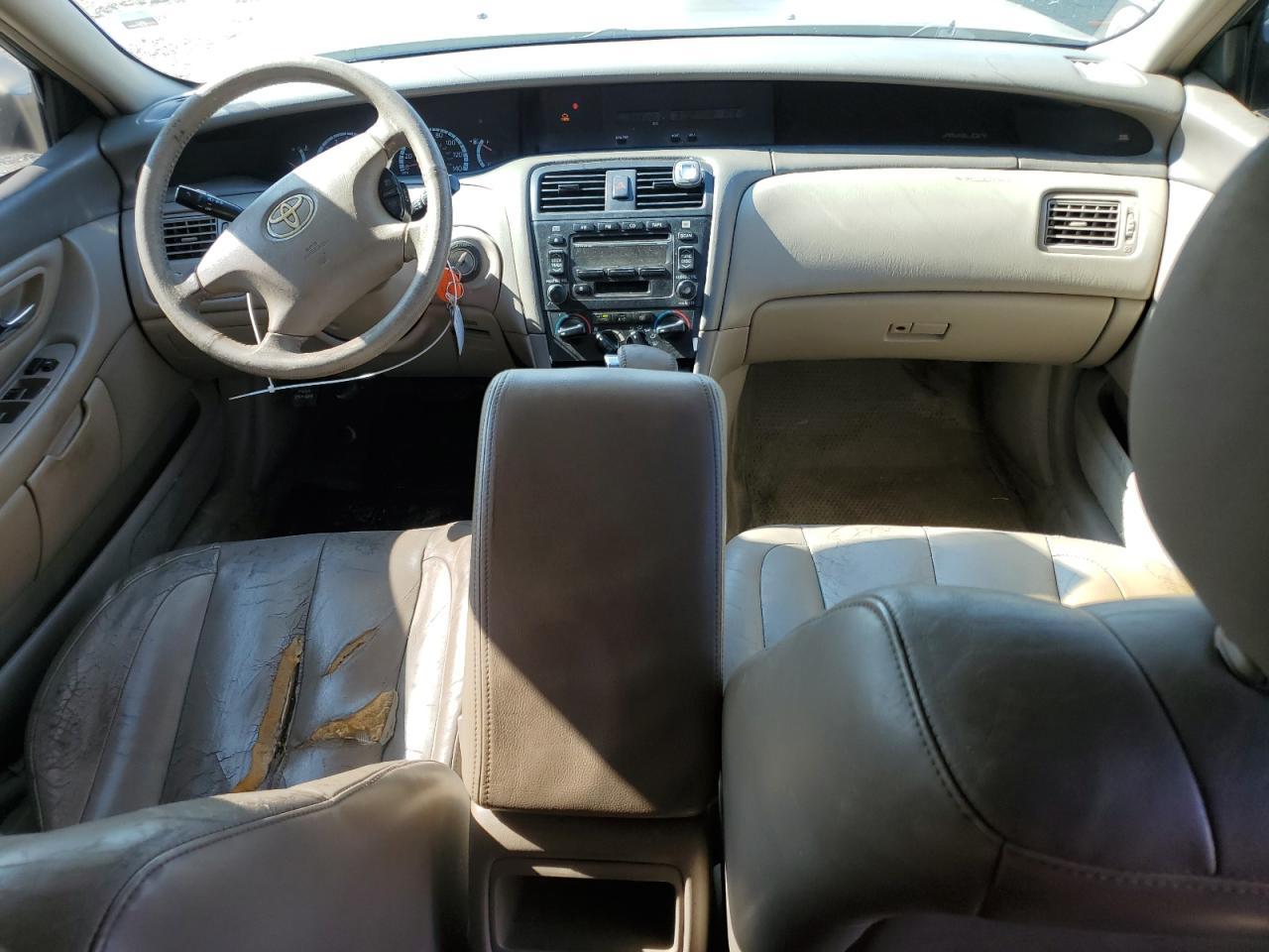 2002 TOYOTA Avalon