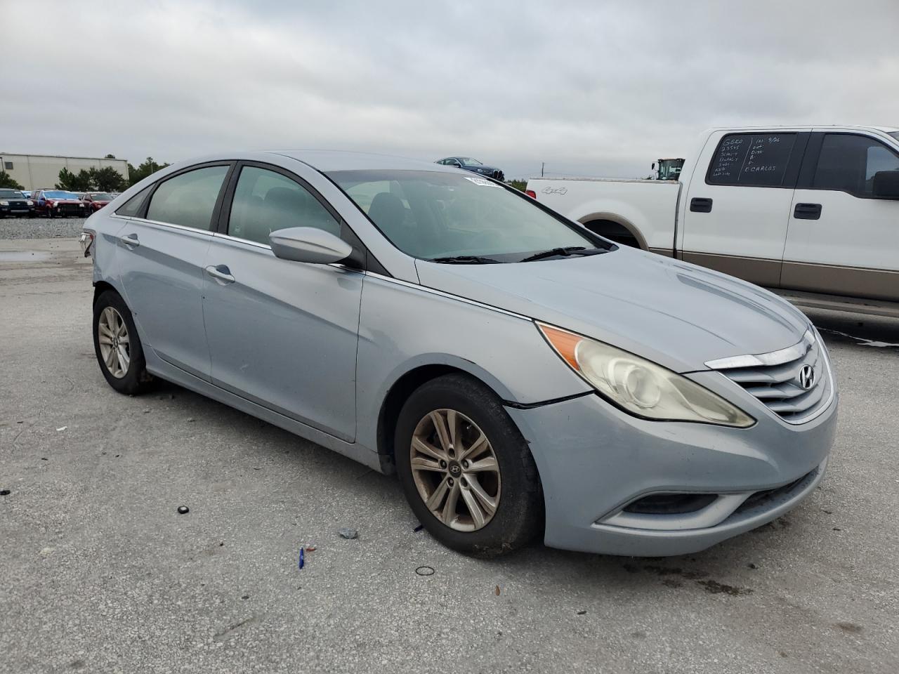 2011 HYUNDAI SONATA