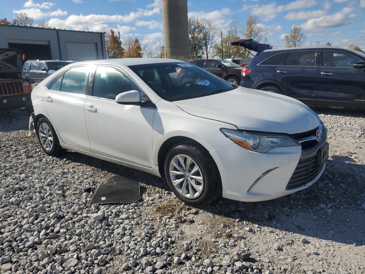 2016 TOYOTA CAMRY