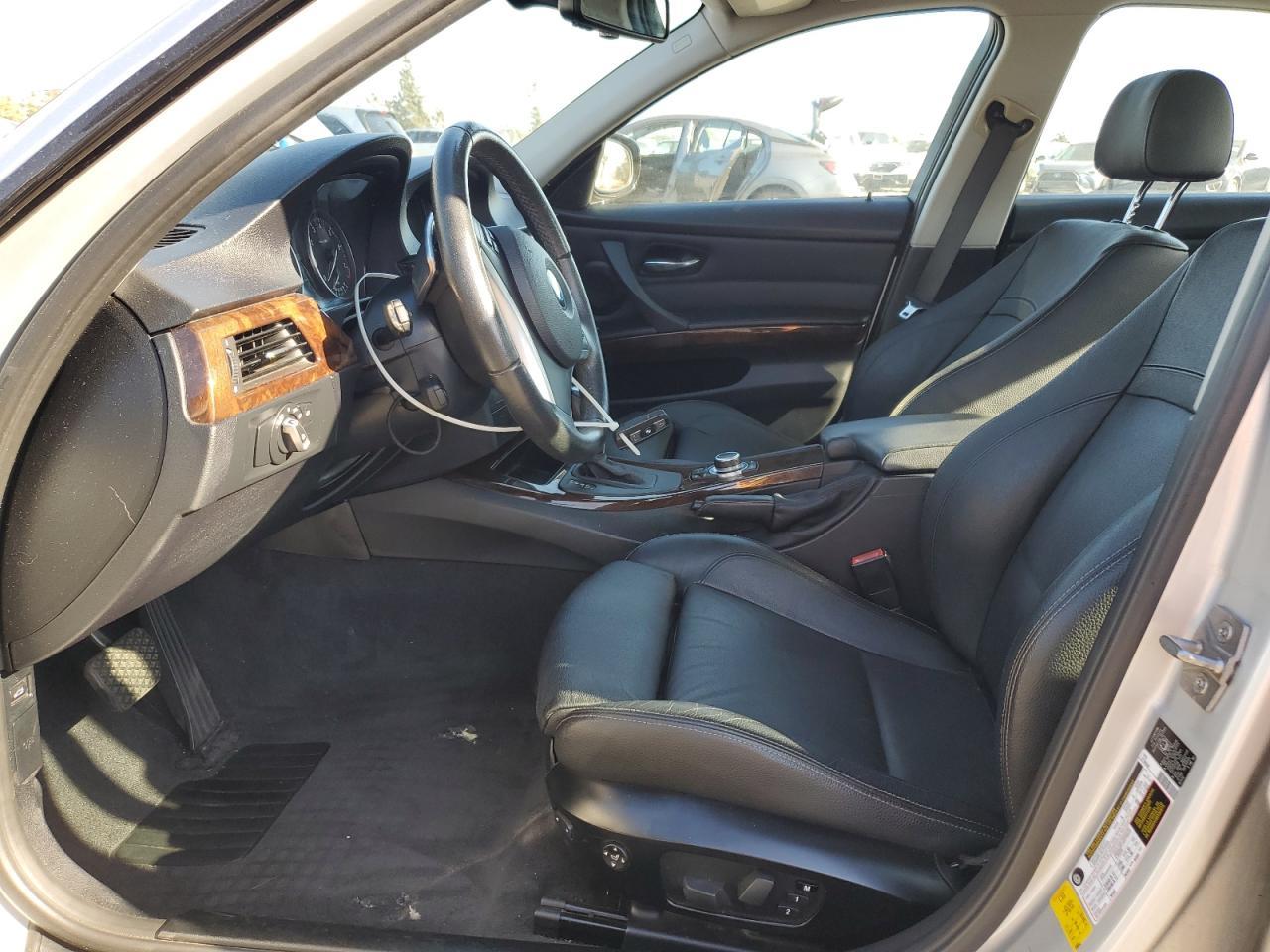 2011 BMW 3 SERIES