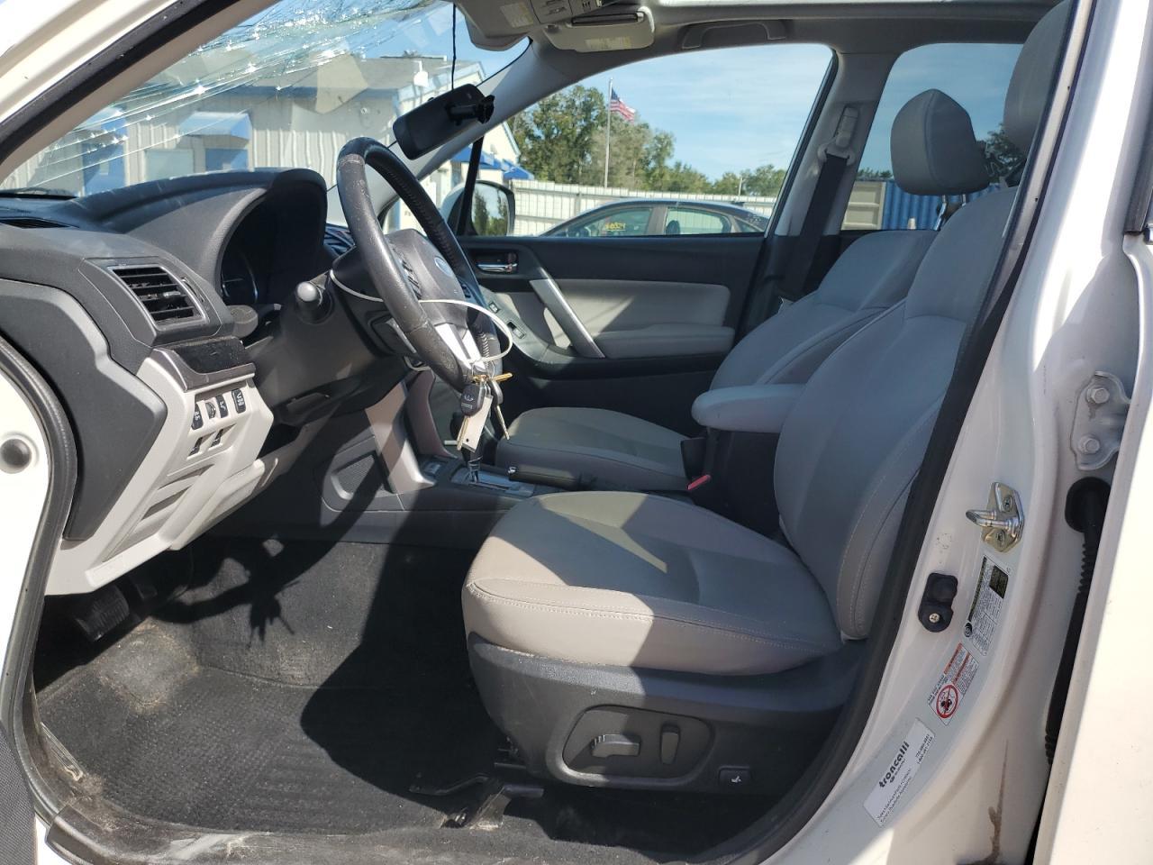 2017 SUBARU FORESTER