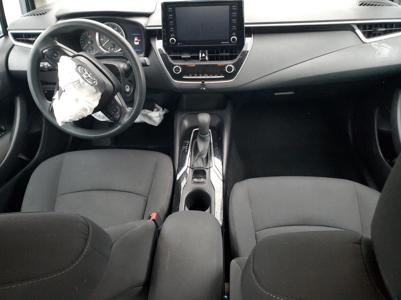 2022 TOYOTA COROLLA