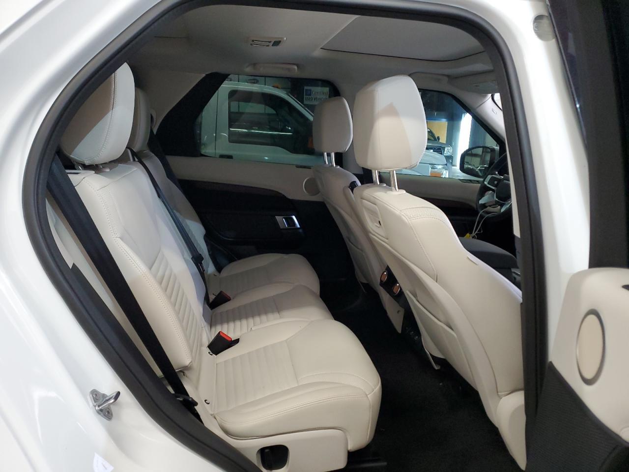 2023 LAND ROVER Discovery