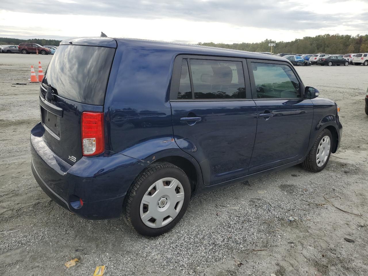 2015 TOYOTA SCION