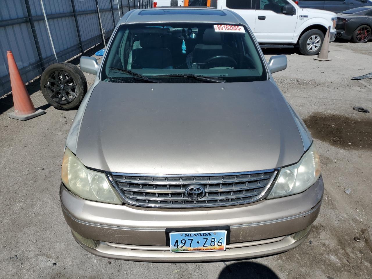 2003 TOYOTA Avalon