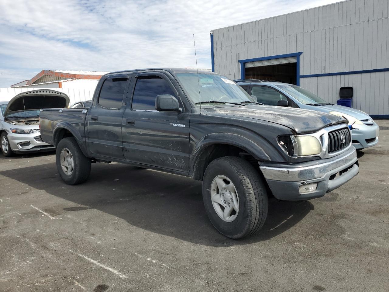 2004 TOYOTA TACOMA