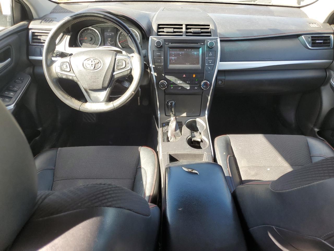 2017 TOYOTA CAMRY