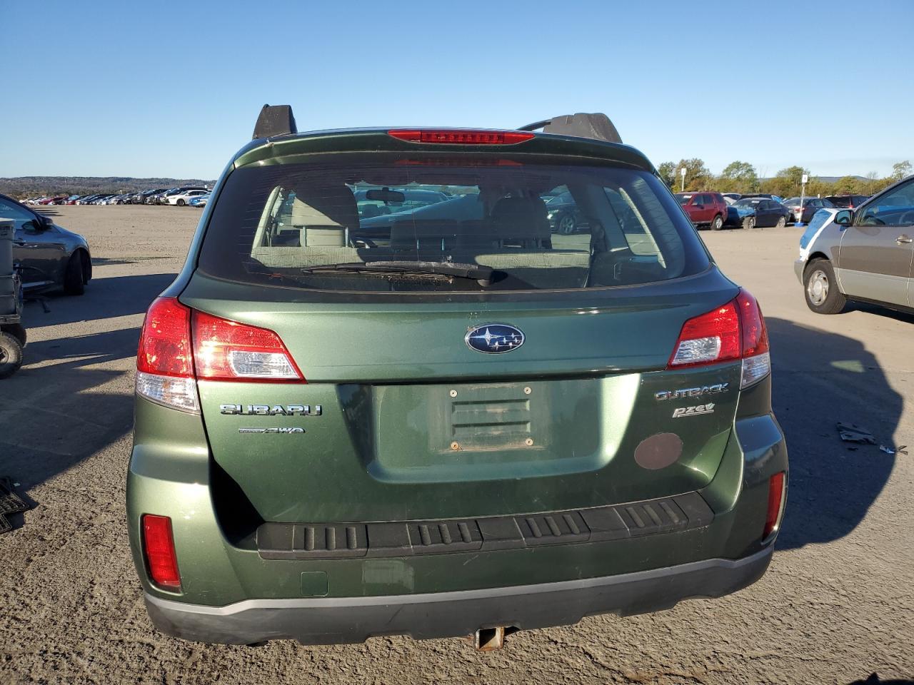 2013 SUBARU Outback