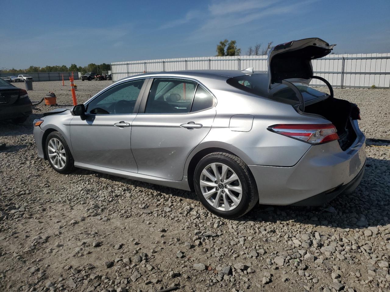 2019 TOYOTA CAMRY