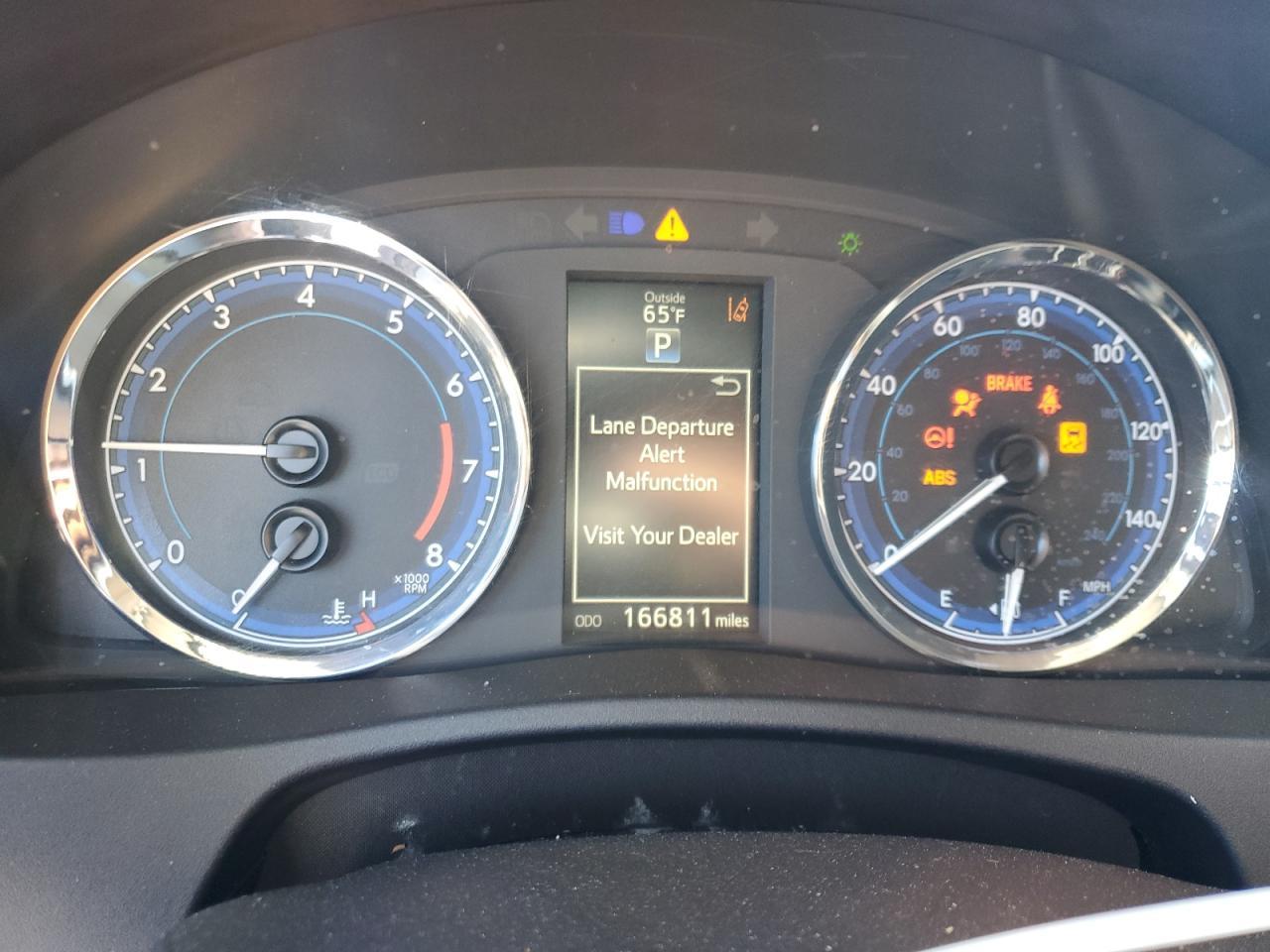 2017 TOYOTA COROLLA