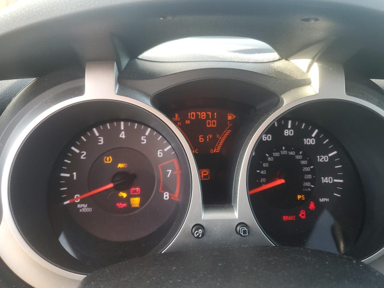 2011 NISSAN Juke