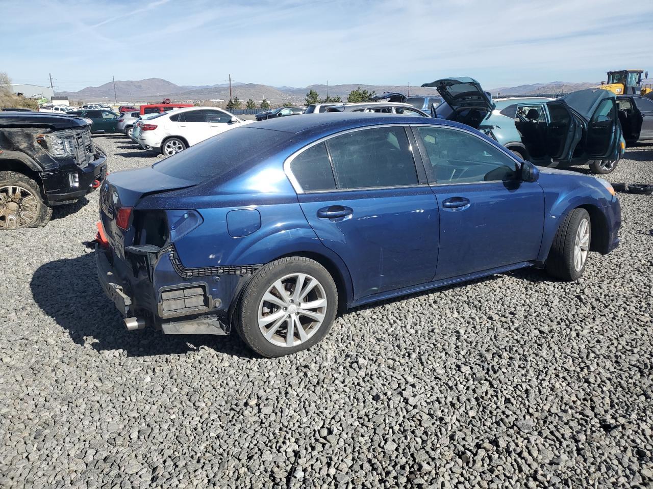 2010 SUBARU Legacy