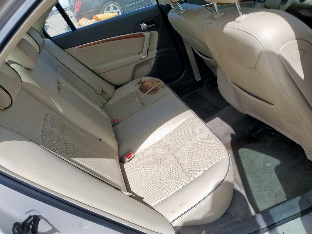 2010 LINCOLN MKZ