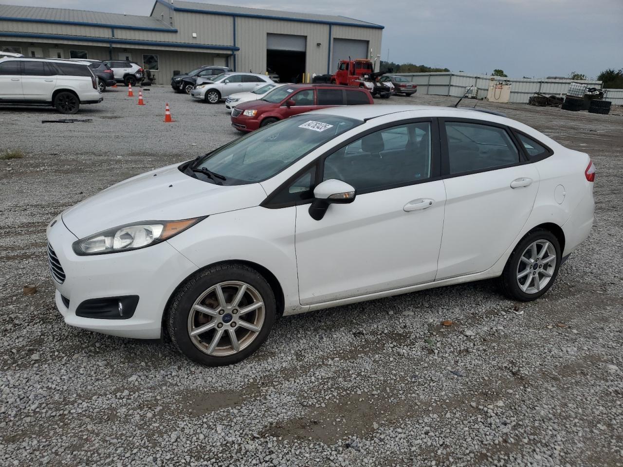 2016 FORD Fiesta