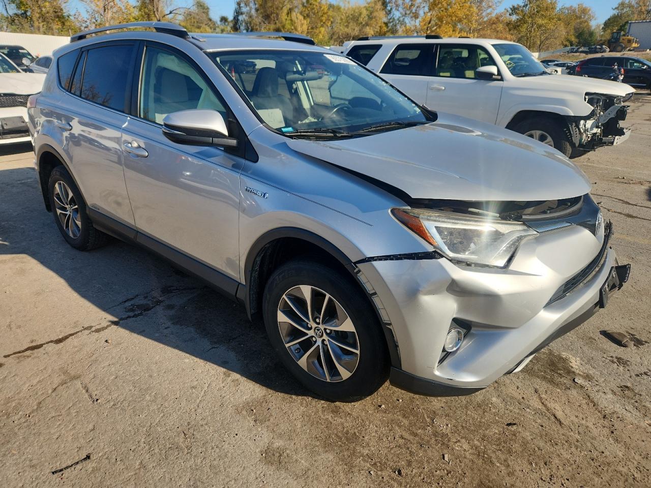 2016 TOYOTA RAV4