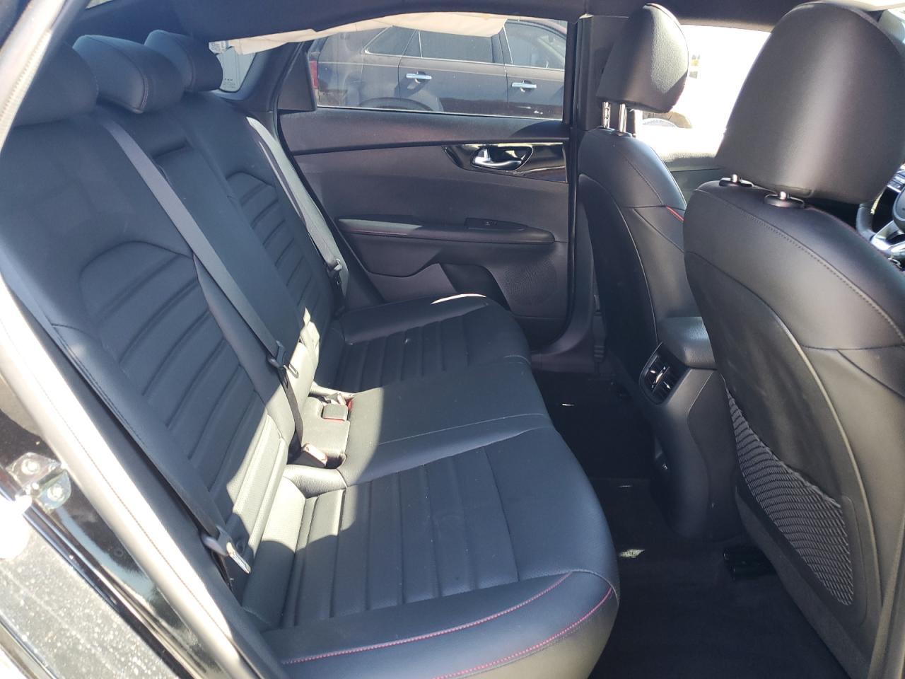 2024 KIA FORTE