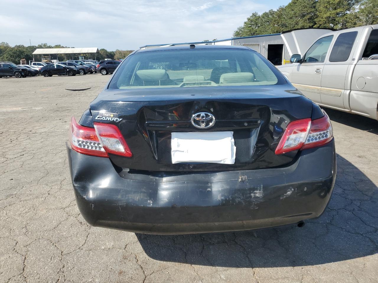 2010 TOYOTA CAMRY