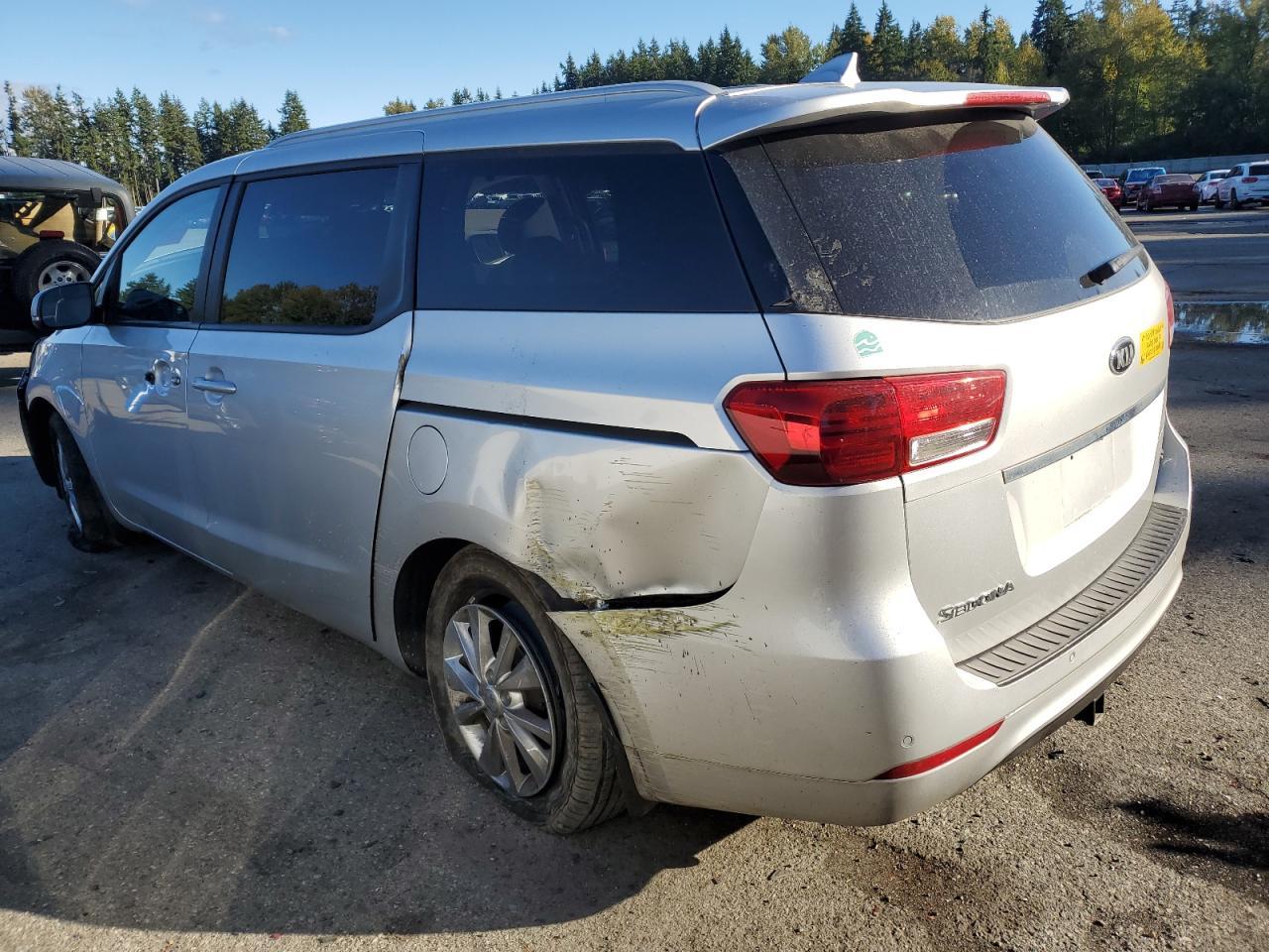 2016 KIA SEDONA