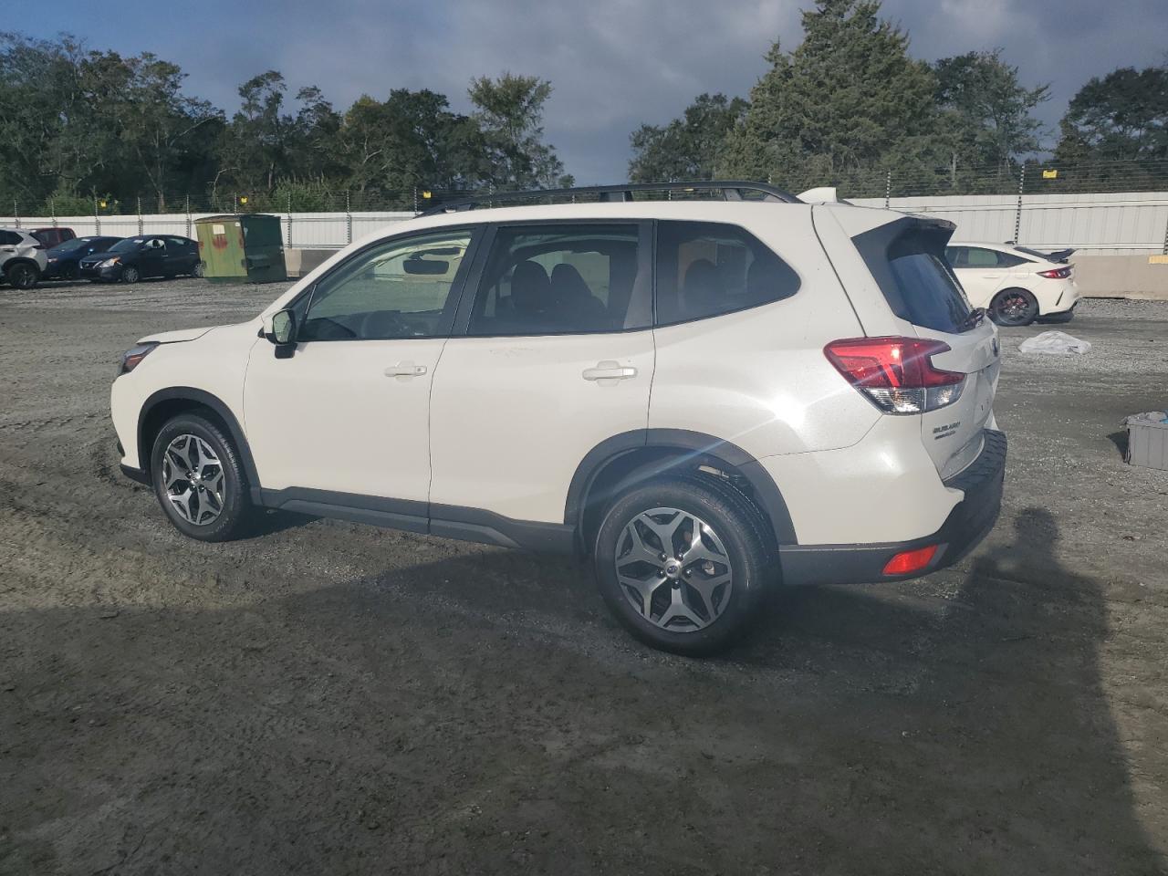 2023 SUBARU FORESTER