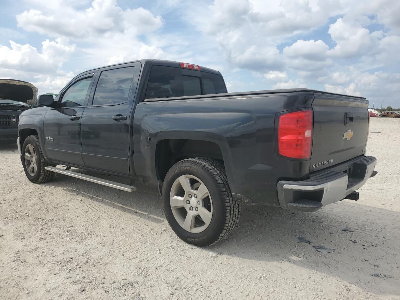 2018 CHEVROLET Silverado