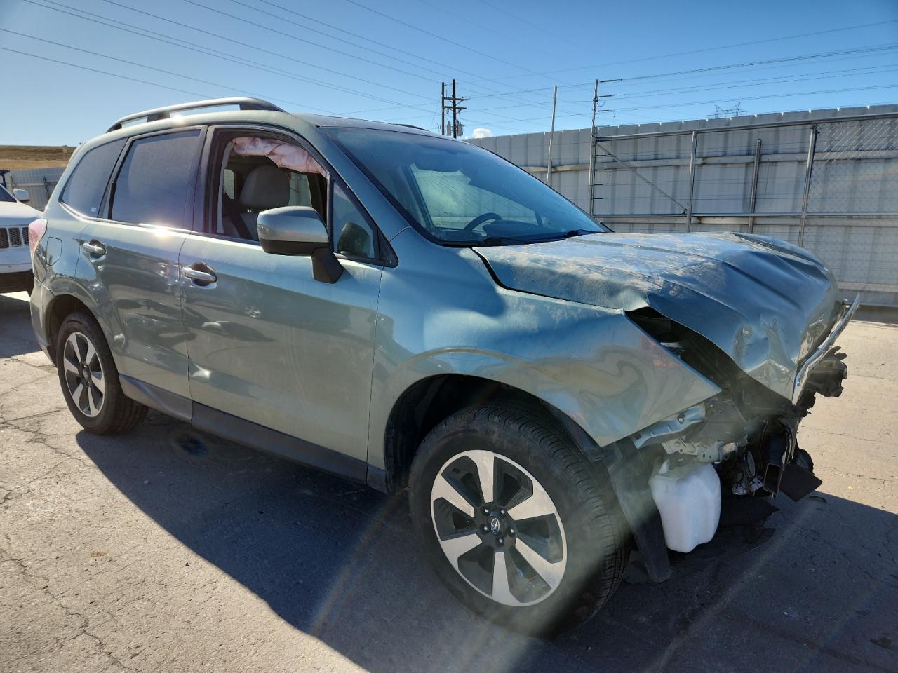 2017 SUBARU FORESTER