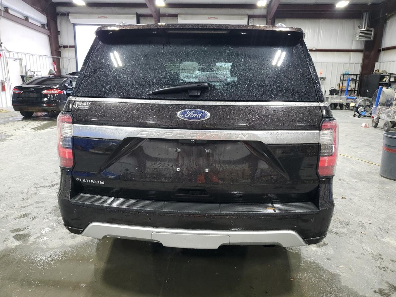 2021 FORD Expedition