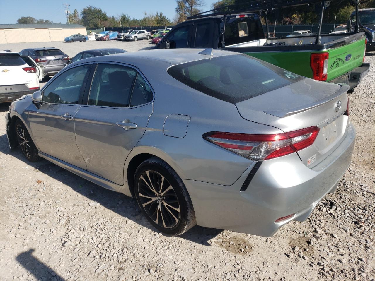 2018 TOYOTA CAMRY