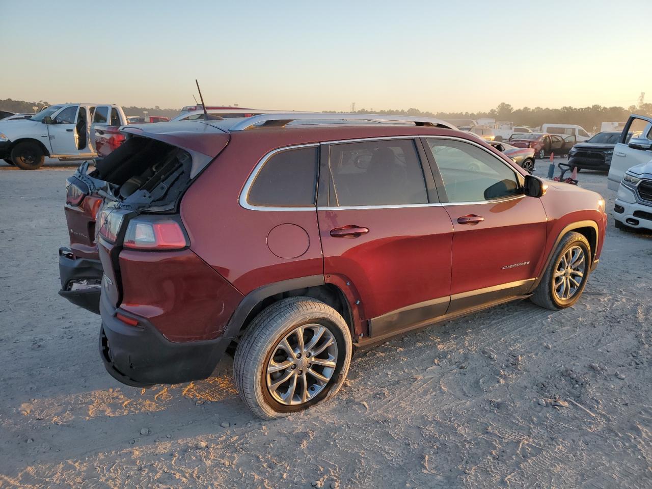 2019 JEEP CHEROKEE